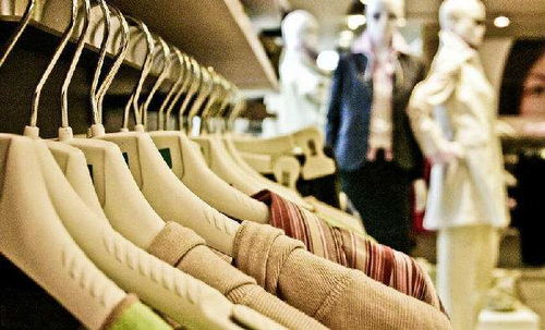 痛点围困，服装鞋帽行业如何在新零售趋势下寻求变革